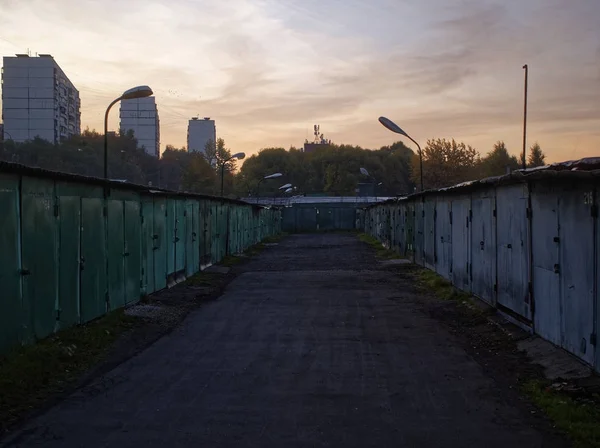 Гаражи Москве Вечером Аутум — стоковое фото