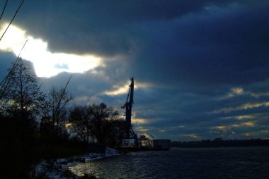 Kasım ayında Moskova nehri Bankası , Güney por