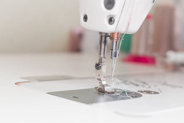 terzilik ve machene çalışmalarında dikiş indrustrial
