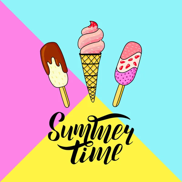 用香草 巧克力 水果和夏日黑色文本在华夫饼锥中的冰淇淋的矢量插图在蓝色 粉红色的背景上被隔离 矢量刻字暑期卡 — 图库矢量图片