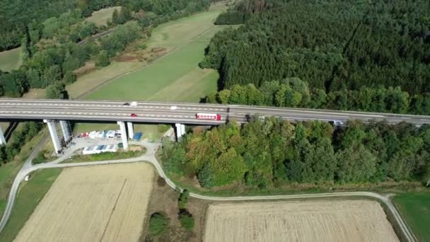 Autobahnbrücke Luftaufnahme — Stockvideo