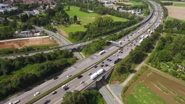 Gęsty Ruch Autostradzie Widok Lotu Ptaka Materiał Drone — Wideo stockowe