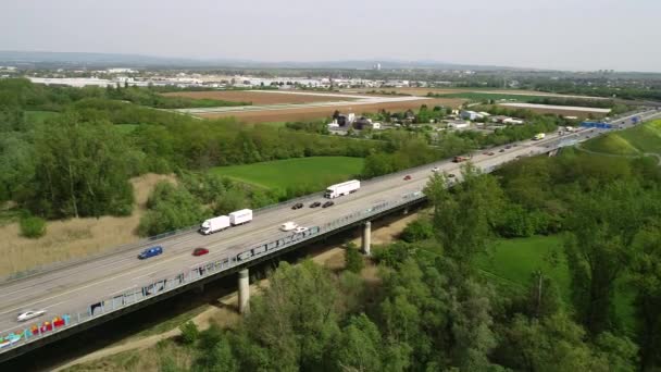 Flygbild Över Highway Bridge Och Floden Rhen Tracking Shot — Stockvideo