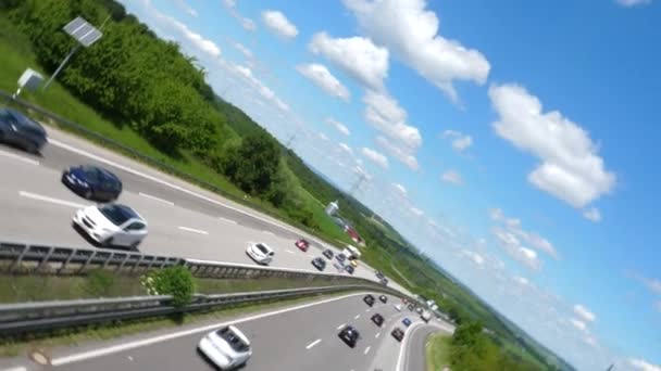 Idstein Duitsland Mei 2019 Dicht Verkeer Vrachtwagens Duitse Snelweg Een — Stockvideo
