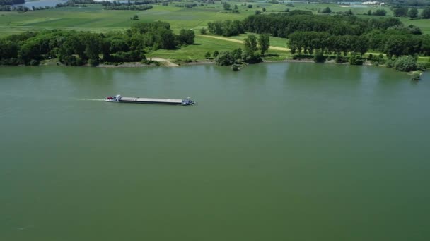 Barcos Industriales Río Rin Tiro Seguimiento Hora Verano — Vídeo de stock