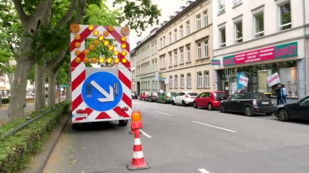 Wiesbaden Alemania Julio 2020 Obras Viales Tráfico Centro Ciudad Wiesbaden — Vídeo de stock