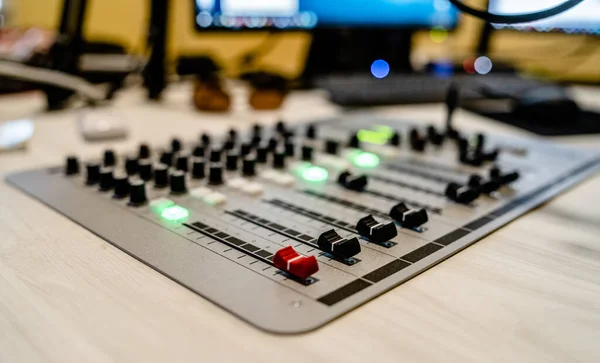 Mixer Estação Rádio Estúdio Gravação Radiodifusão — Fotografia de Stock