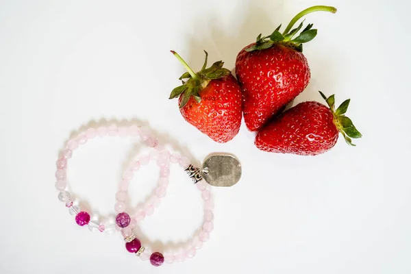 Hoge Hoek Uitzicht Kristal Halfedelstenen Kralen Armbanden Edelstenen Natuurlijke Stenen — Stockfoto