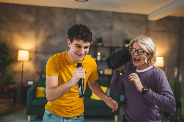 Mother Son Mature Woman Teenage Man Happy Smile Sing Dance — Stock Photo, Image