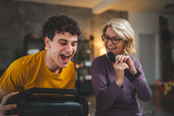 Mother Son Mature Woman Teenage Man Happy Smile Sing Dance — Stock Photo, Image