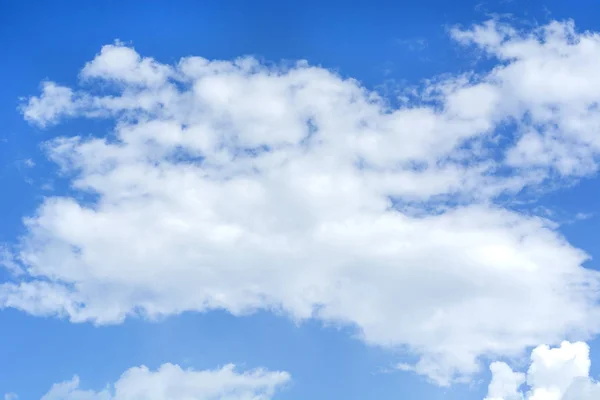 Beautiful White Clouds Blue Sky Natural Background Cumulus Clouds Type — Stock Photo, Image