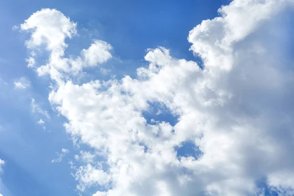 White Fluffy Clouds Blue Sky Nature Weather Background Cumulus Clouds — Stock Photo, Image