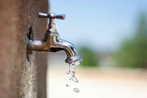 Faucet Water Drops Public Park Affected Global Warming Made Climate — Stock Photo, Image