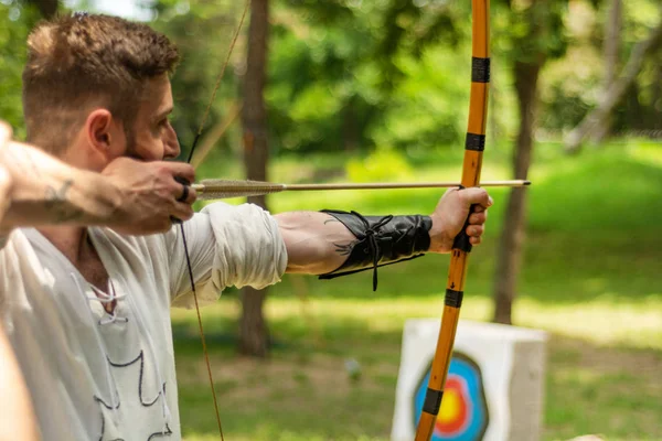 Niş Sırbistan Haziran 2019 Şövalye Festivali Turnuvasında Ormanda Ile Ortaçağ — Stok fotoğraf