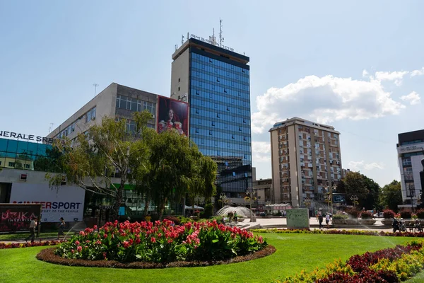 Nis Serbien Augusti 2019 Vacker Stadspark Med Färskt Gräs Och — Stockfoto