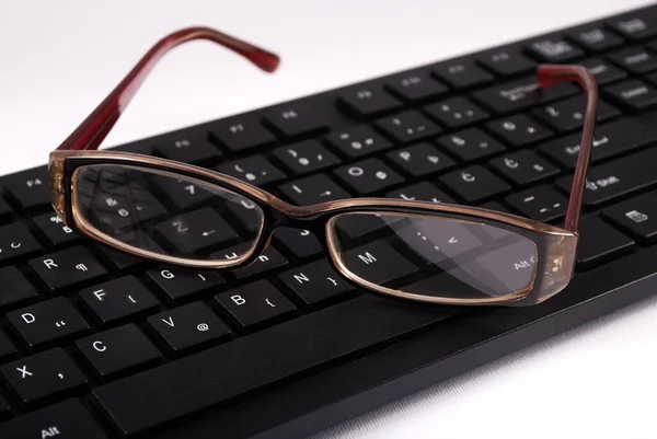 Clavier Lunettes Dans Bureau Concept Travail Ferme Concentration Sélective — Photo