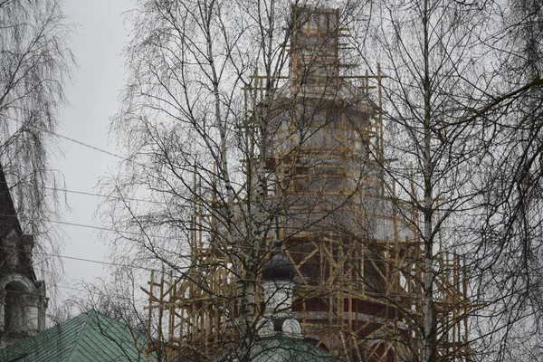 Вид Отреставрированной Церкви Территорию Православного Монастыря — стоковое фото