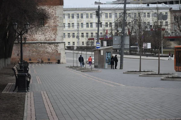 Pemandangan Persegi Kosong Dengan Menara Kremlin Dalam Waktu Covid — Stok Foto