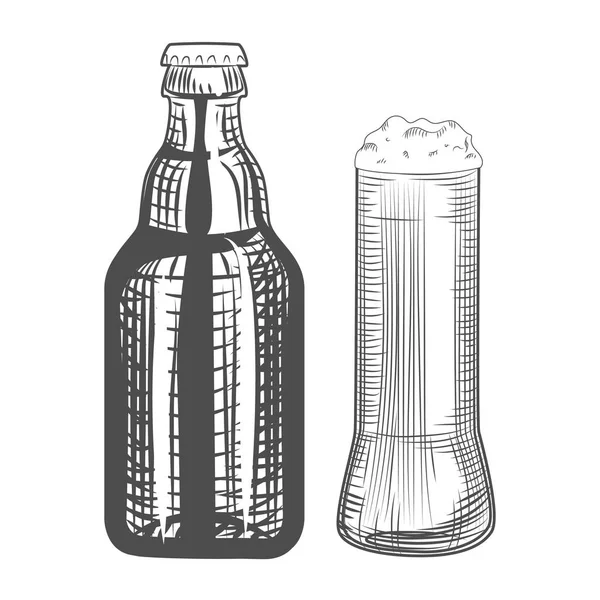 Hand drawn Beer bottle and glass. Engraving style. — Stock Vector