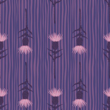 Burdock elementleriyle botanik kusursuz desen. Mor şeritli arka planda pembe tomurcuklu el çizimi süsleme. Duvar kağıdı, tekstil, ambalaj kağıdı ve kumaş baskısı için tasarlanmış. Vektör illüstrasyonu.