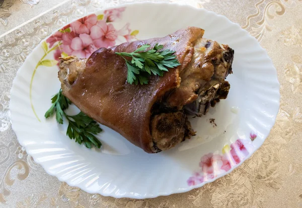 Costeleta Porco Frita Com Uma Crosta Dourada Uma Chapa Com — Fotografia de Stock