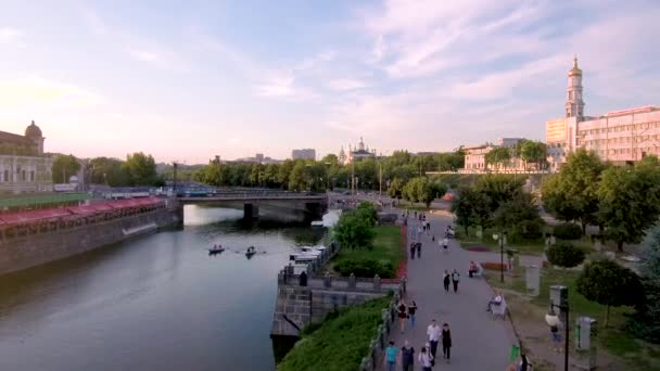 Antenne Quadcopter Stad Stedelijk Mensen Architecturale Stadspark Rest Van Het — Stockvideo