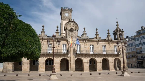 Panoramisch Beeld Van Het Historische Stadhuis Van Lugo Een Bewolkte — Stockfoto