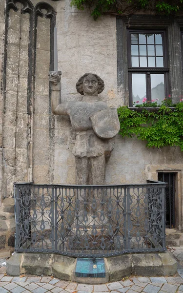 Quedlinburg Alemanha Maio 2018 Estátua Roland Quedlinburg Frente Histórica Prefeitura — Fotografia de Stock