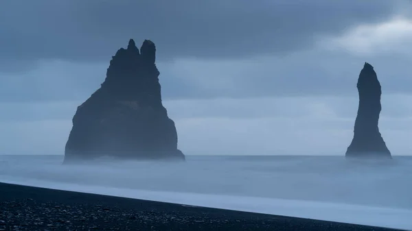 ヴィック、アイスランド、ヨーロッパに近い Reynisfjara — ストック写真