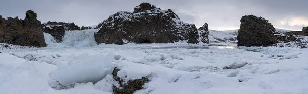Hjalparfoss καταρράκτη, Ισλανδία, Ευρώπη — Φωτογραφία Αρχείου