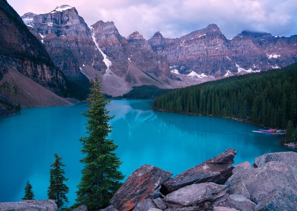 Lago Moraine, Parque Nacional Banff, Alberta, Canadá — Foto de Stock