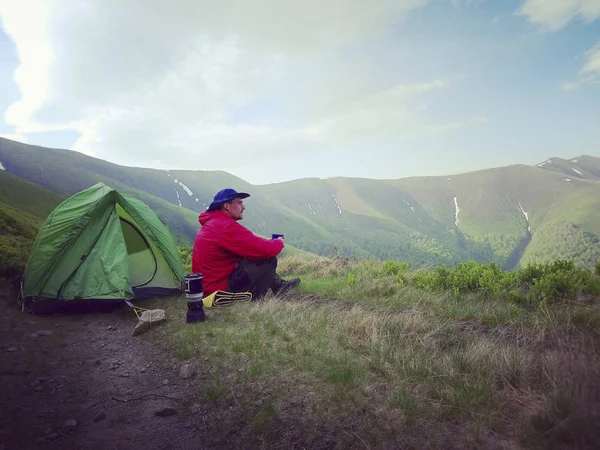 Sommerwanderung Island Mit Rucksack Und Zelt — Stockfoto