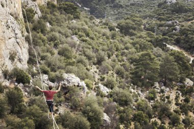 Gökyüzünde aşmak. Antalya'da Türk Highline karnaval.