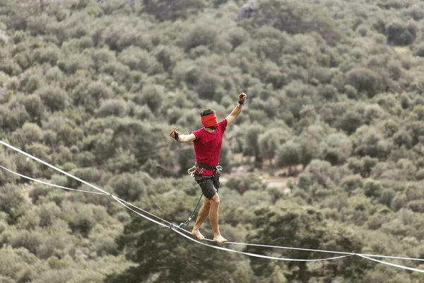 Highliner Rope Highline Background Mountains Extreme Sport Nature Balancing Sling — Stock Photo, Image