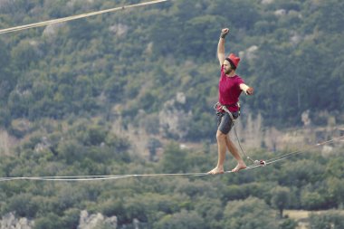 Gökyüzünde aşmak. Antalya'da Türk Highline karnaval.