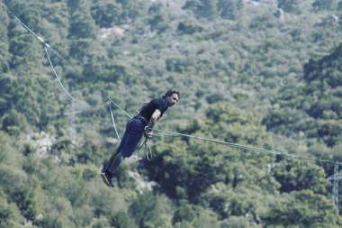 Gökyüzünde aşmak. Antalya'da Türk Highline karnaval.
