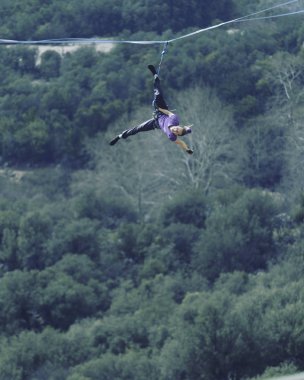 Risk alma ve meydan okuma ip kavramı üzerine Womanbalancing.