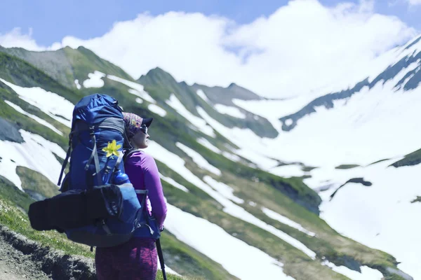 Alpin vandring i Österrike extrem semester utsikt. — Stockfoto