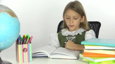 Eğitim, okuma dünya küre, Coğrafya 4 k öğrenme kız öğrenci çocuk