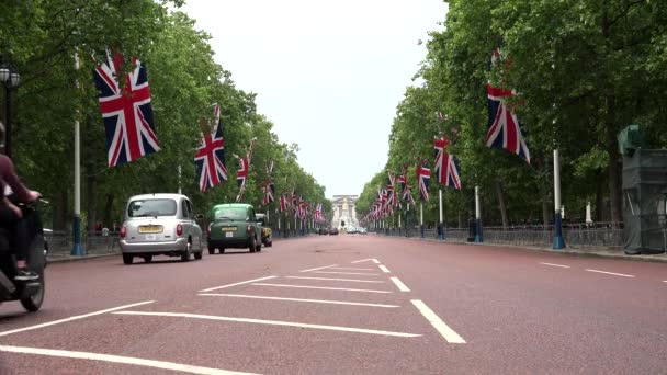 London Traffic Mall Street Het Centrum Van Buckingham Palace City — Stockvideo