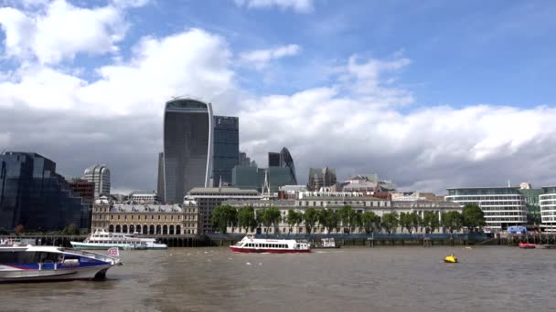 London Financial District Cityscape Business Center Boats Thames River — Stock Video