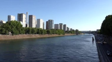 Paris Seine Nehri, Senna Seyahat İnsanlar Turist Tekneler, Gemi Trip View 4k