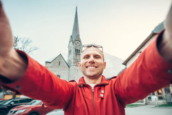 Happy Smiling Man Take Selfie Photo — Stock Photo, Image