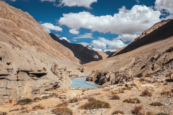 Ποταμός Himalaya Mountain Canyon Leh Keylong Δρόμο Στην Ινδία — Φωτογραφία Αρχείου