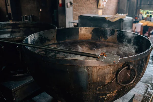 Amritsar Indien Cooks Förbereder Mat Portion För Pilgrimer Köket Golden — Stockfoto