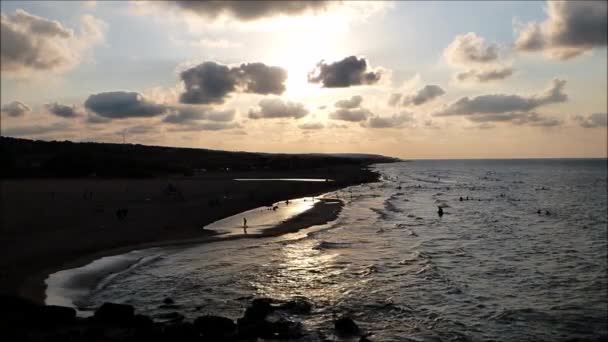 Una Hermosa Velada Una Playa Del Mar Negro — Vídeo de stock