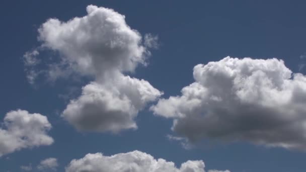 Nuvens Dia Brilhante — Vídeo de Stock