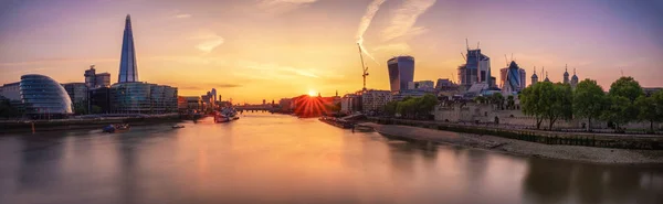 Panoramę Londynu Wieczorem Wieżowiec Shard River Thames — Zdjęcie stockowe