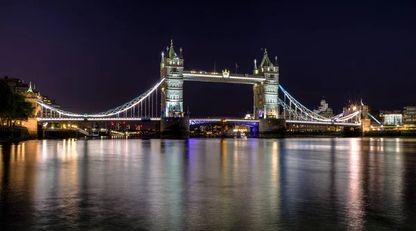 Tower Bridge Rzeka Thames Nocy Londyn Wielka Brytania — Zdjęcie stockowe