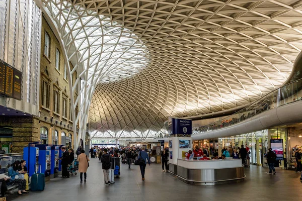 ロンドンで 2018 日のロンドン イギリス キングス クロス駅 — ストック写真